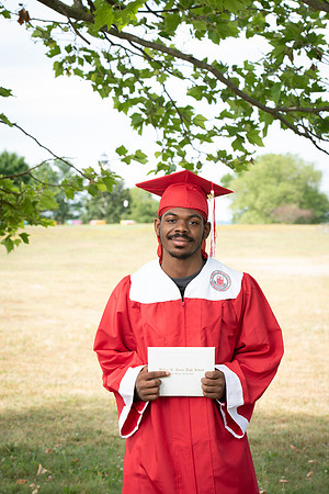 CWRPhoto_CrossGrad-3155