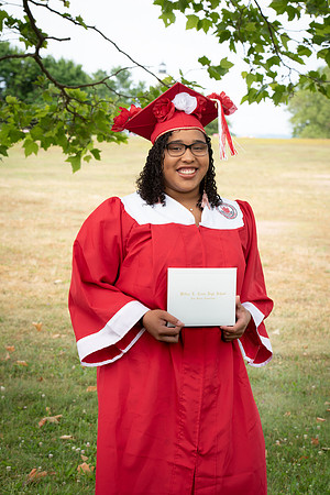 CWRPhoto_CrossGrad-3110