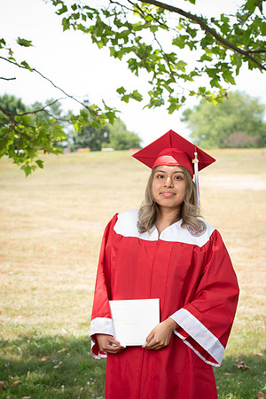 CWRPhoto_CrossGrad-3262