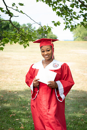 CWRPhoto_CrossGrad-3165