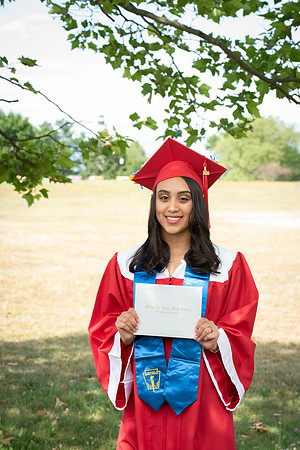 CWRPhoto_CrossGrad-3133