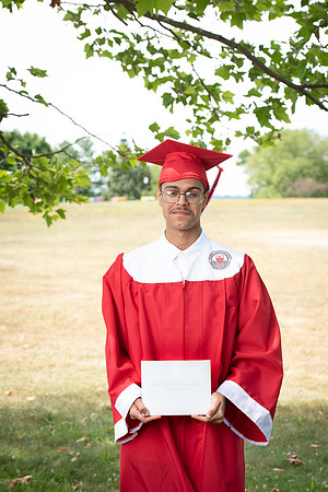 CWRPhoto_CrossGrad-3194