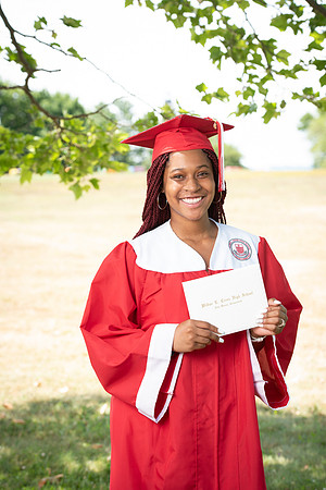 CWRPhoto_CrossGrad-3215