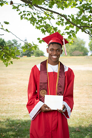 CWRPhoto_CrossGrad-3257
