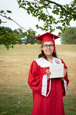 CWRPhoto_CrossGrad-3100
