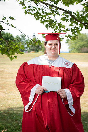 CWRPhoto_CrossGrad-3204