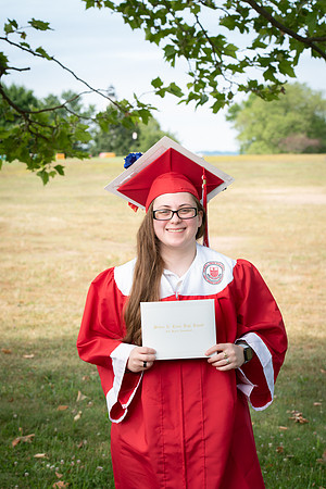 CWRPhoto_CrossGrad-3148