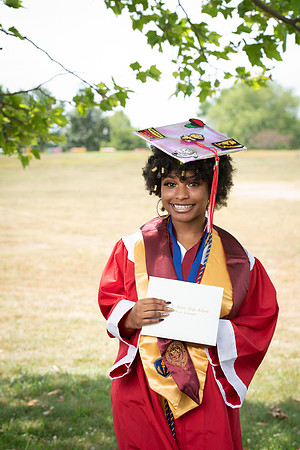 CWRPhoto_CrossGrad-3261