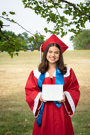 CWRPhoto_CrossGrad-3091