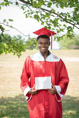 CWRPhoto_CrossGrad-3178