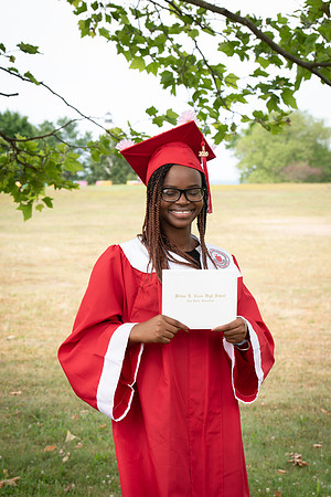 CWRPhoto_CrossGrad-3112