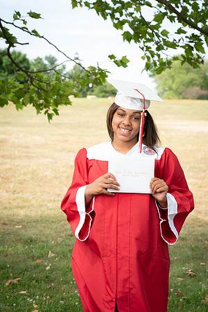 CWRPhoto_CrossGrad-3150