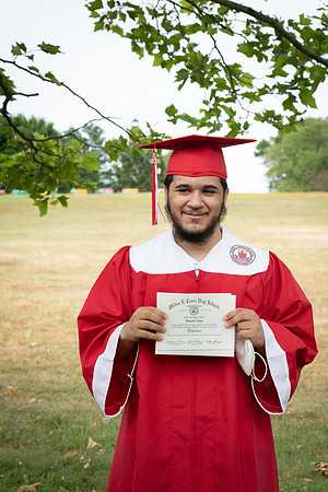 CWRPhoto_CrossGrad-3096