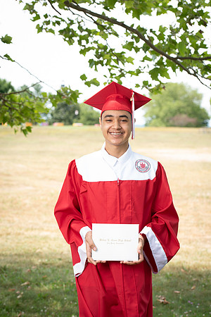 CWRPhoto_CrossGrad-3202