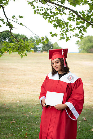 CWRPhoto_CrossGrad-3197