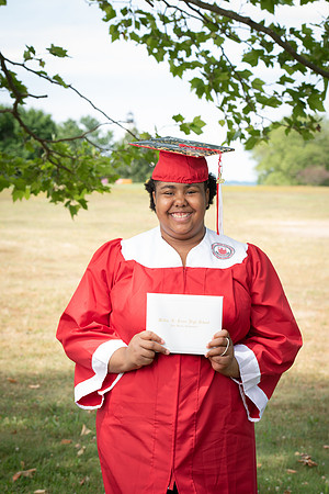 CWRPhoto_CrossGrad-3153