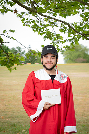 CWRPhoto_CrossGrad-3081