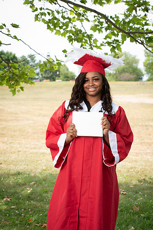 CWRPhoto_CrossGrad-3236