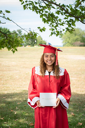 CWRPhoto_CrossGrad-3147