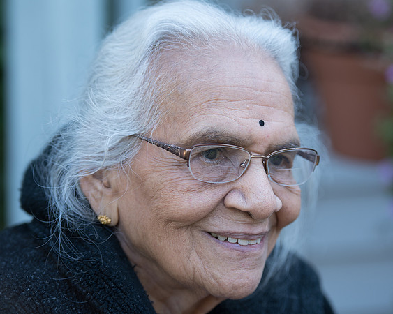 CWRPhotography_Family_Menon_20150927-2486.jpg