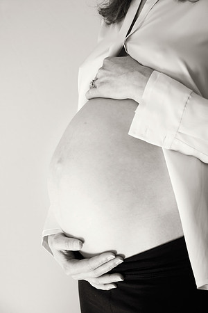 CWRphotography_Maternity_Lilliston-3847bw